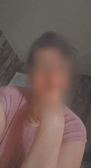 Daisy, 27