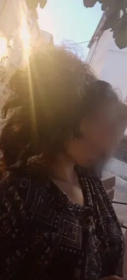 Isabelle, 40