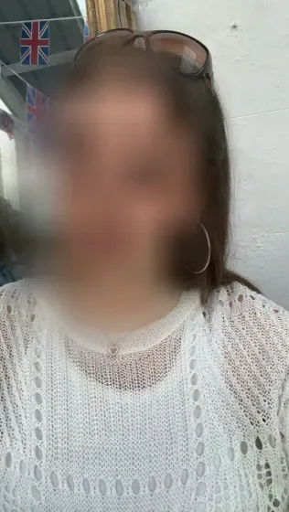 Isla, 26