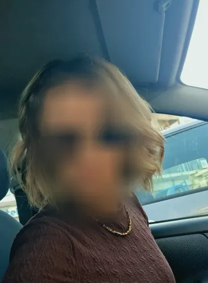 Lucy, 33