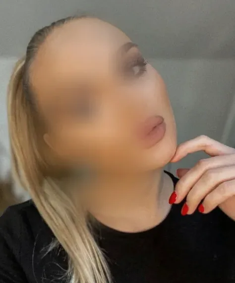 Millie, 31