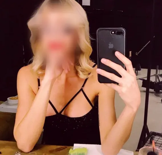 Stacey, 32